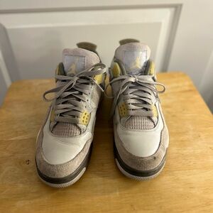 Air Jordan 4 Retro SE